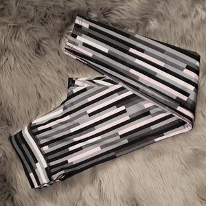 ⭐Free With Purchase⭐